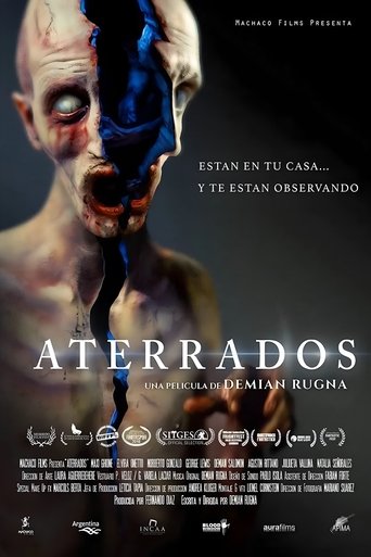 Aterrorizados - 2018 (L)